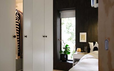 Få kvadrat, stor effekt – så inreder du det lilla sovrummet