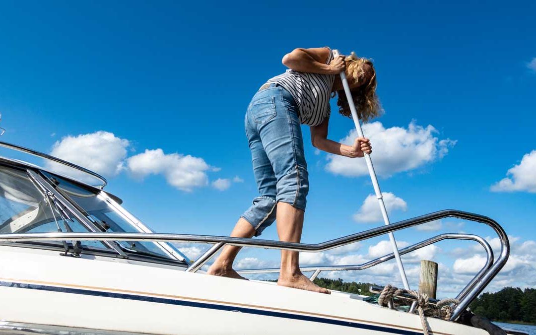 Så slipper du unken båtlukt – expertens knep tar bort lukten på några timmar