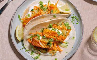 Lättlagad sommarmat – wrap med norsk sej och krispig sallad