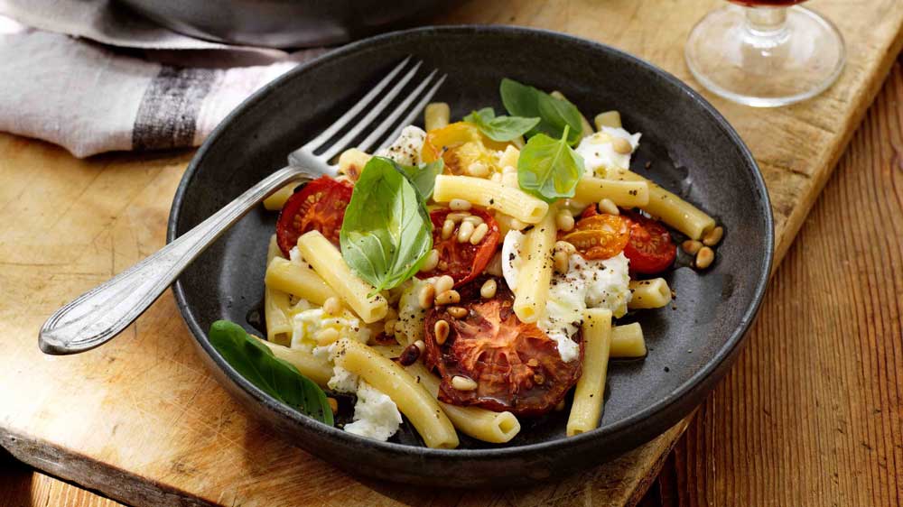 Zeta-Rigatini-quadri-med-ugnsbakad-tomat-burrata