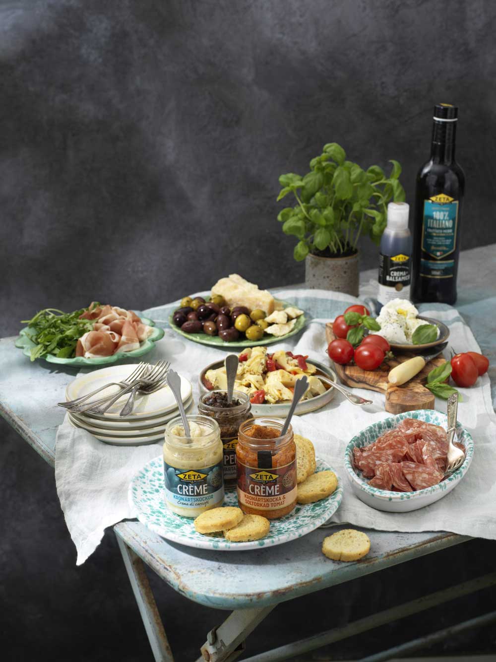 ZetaAperitivo-produkter_bord-1535x2048